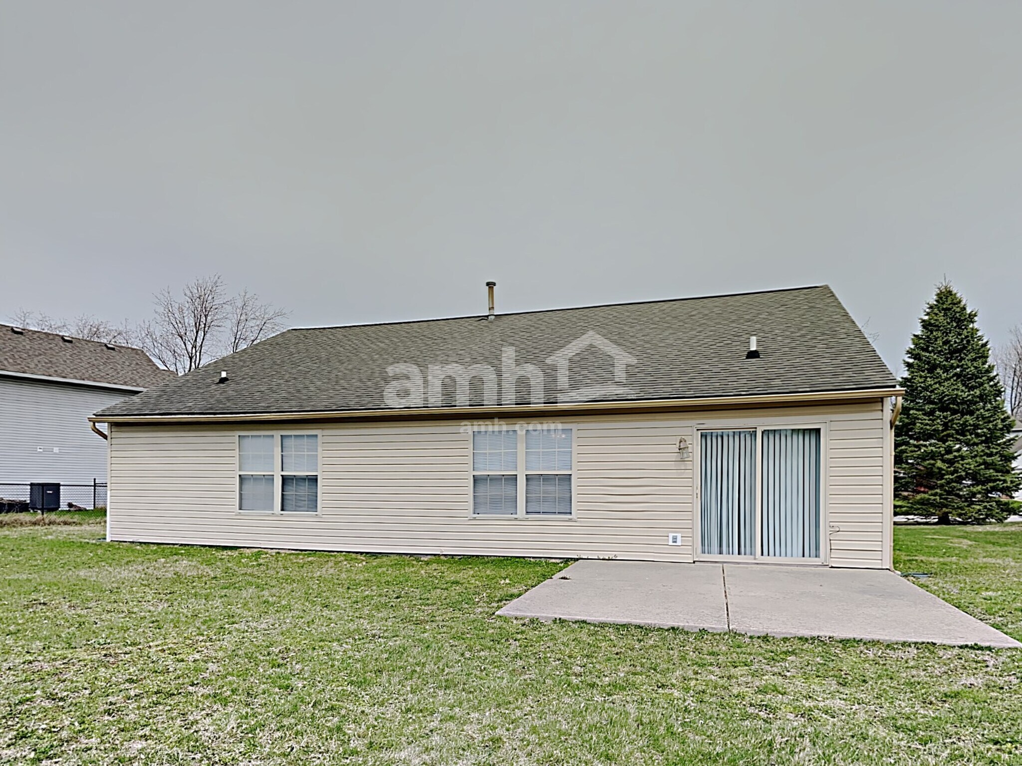 Building Photo - 8255 Captain Dr