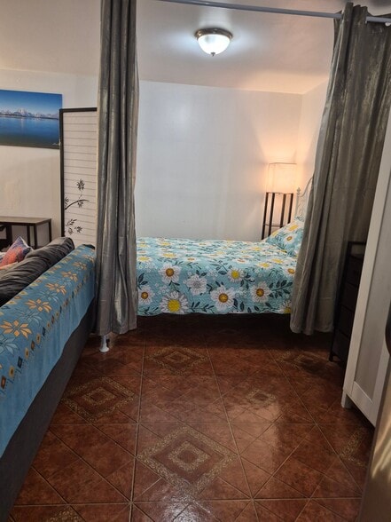 Building Photo - 146 Terrace Ave