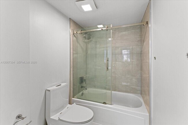 Building Photo - 10275 Collins Ave