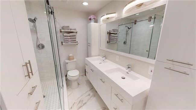 Building Photo - 5388 Privet Pl