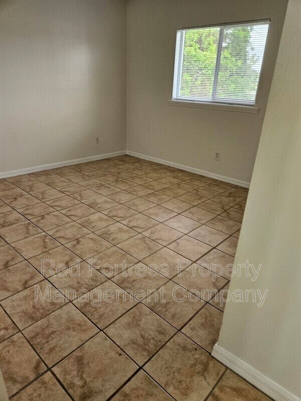 Building Photo - 5317 27th St SW