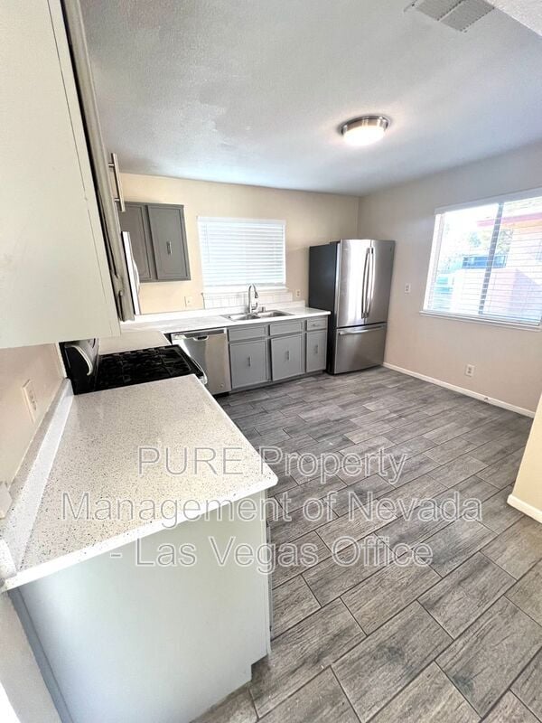 Building Photo - 5614 Reuben St