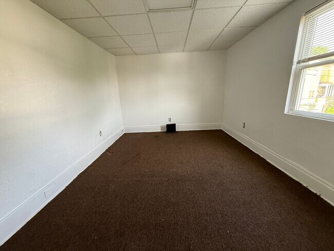 Building Photo - 1603 Arlington Ave