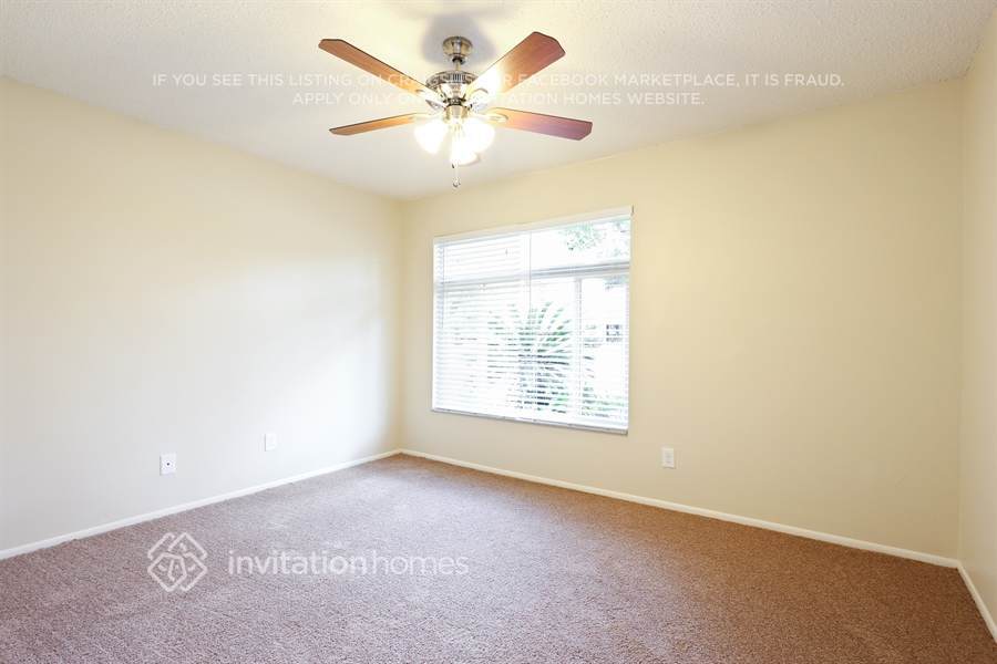 Building Photo - 2732 Wiltshire Ave