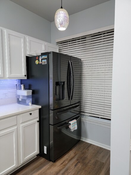 Building Photo - 32 Chatham Ct