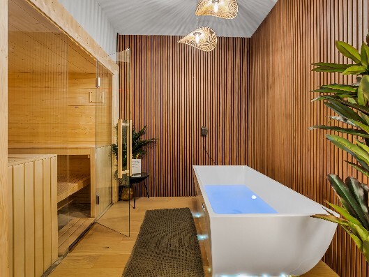 Building Photo - Mirador