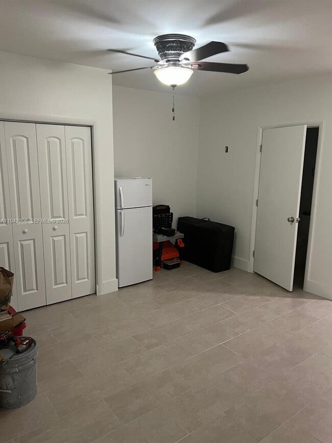 Building Photo - 10822 SW 142nd Ct