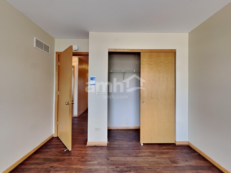 Building Photo - 5551 Wesmere Lakes Ct