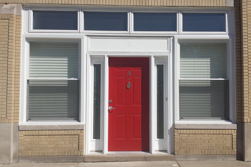 Building Photo - 430 N Washington Ave