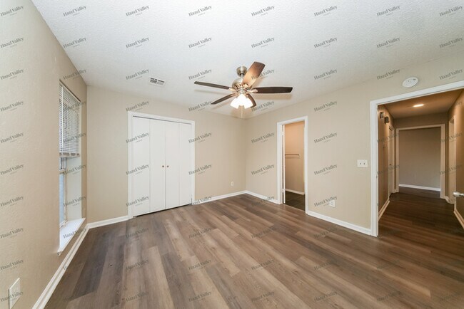 Building Photo - 5628 Darla Dr