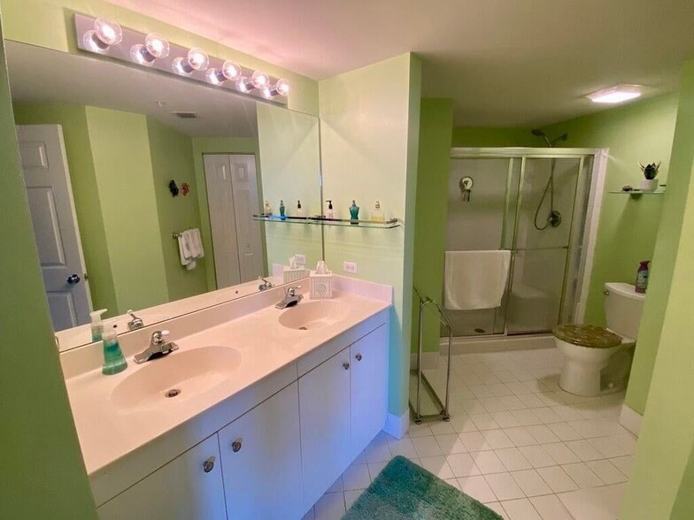 Building Photo - 4411 Tuscany Way