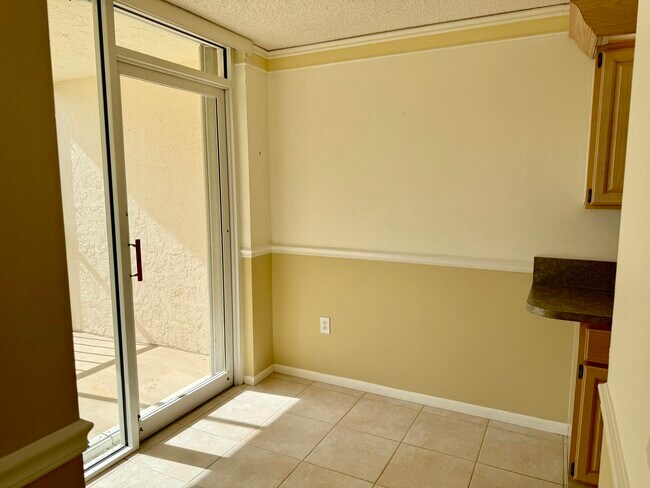 Building Photo - 104 Half Moon Cir