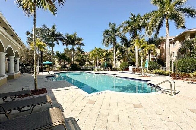Building Photo - 6533 Emerald Dunes Dr