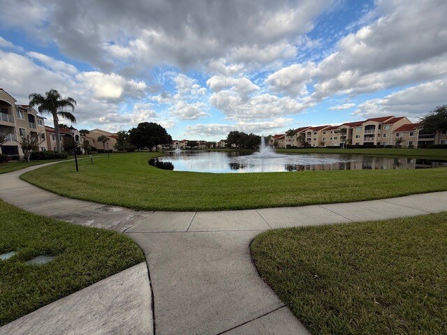 Building Photo - 1610 N 42ND Cir