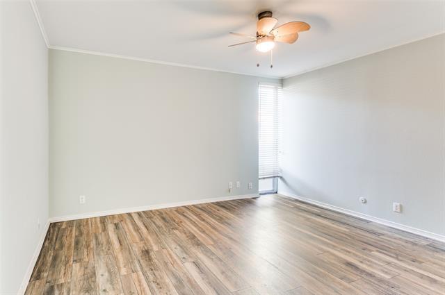 Building Photo - 570 E Ave J St