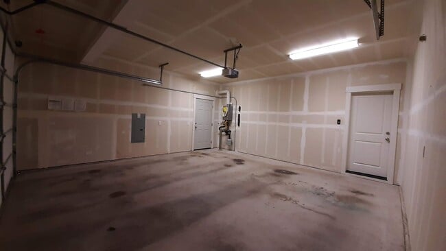 Building Photo - Magnificent Gig Harbor 4 Bed Home For Rent