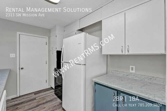 Building Photo - 2313 SW Mission Ave