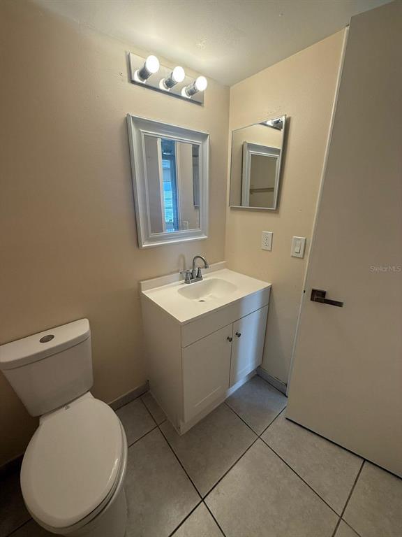 Building Photo - 3863 Atrium Dr