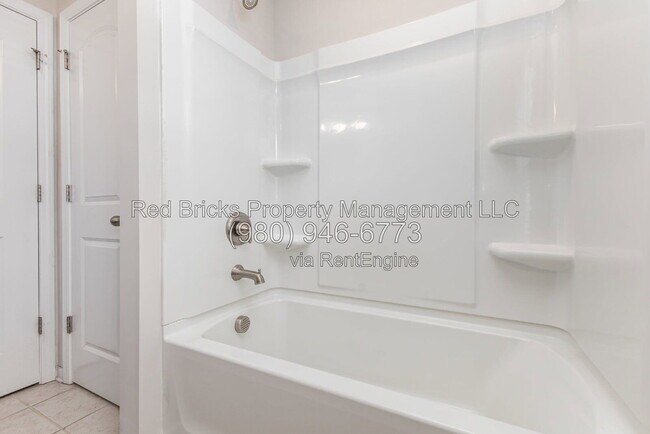 Building Photo - 17322 Carolina Hickory Dr