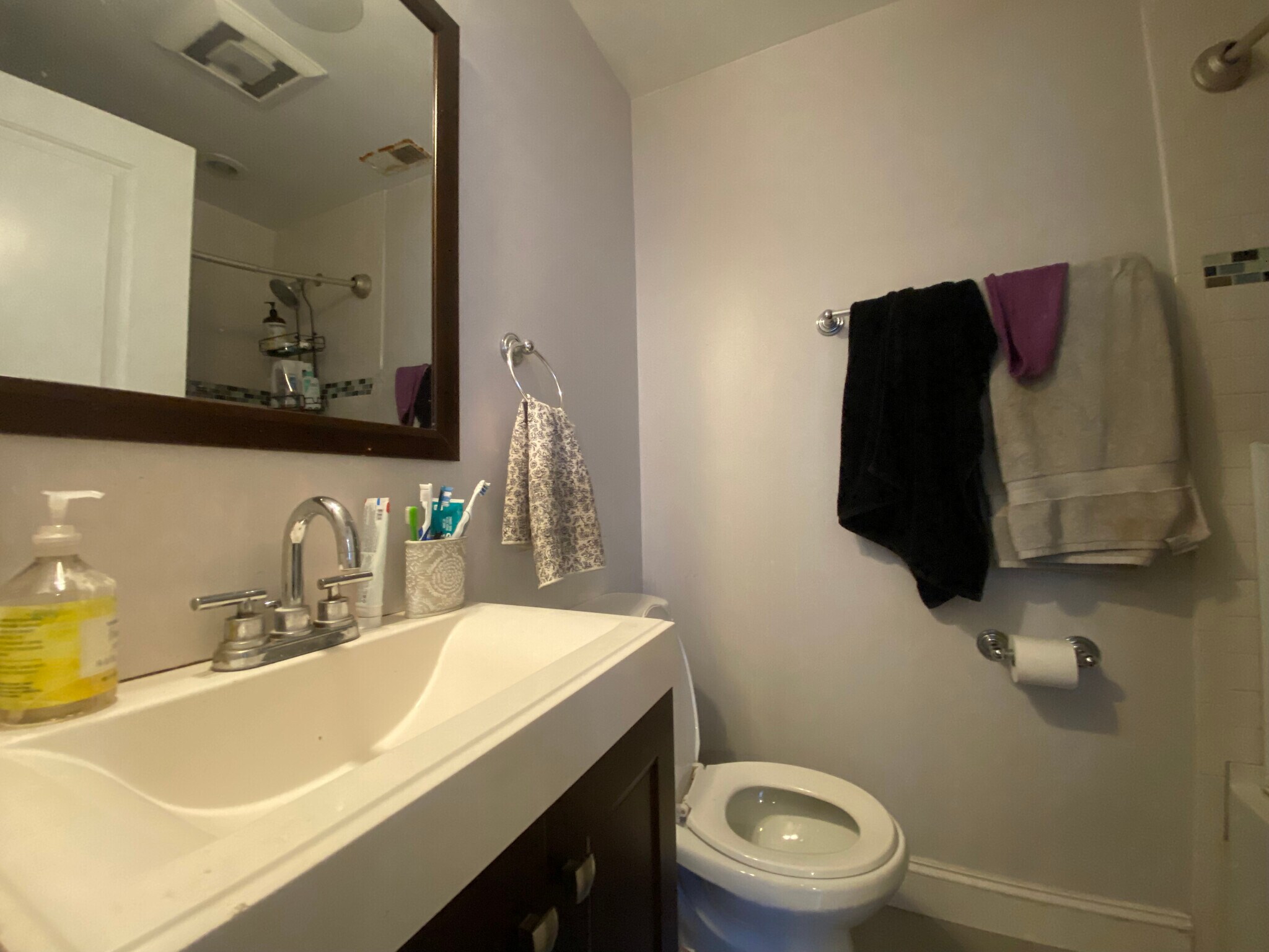 Building Photo - 719 Parker St