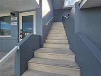 Building Photo - 6240 SW 21st St