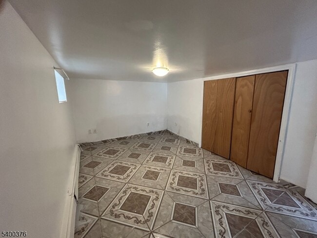 Building Photo - 6809 Grand Ave