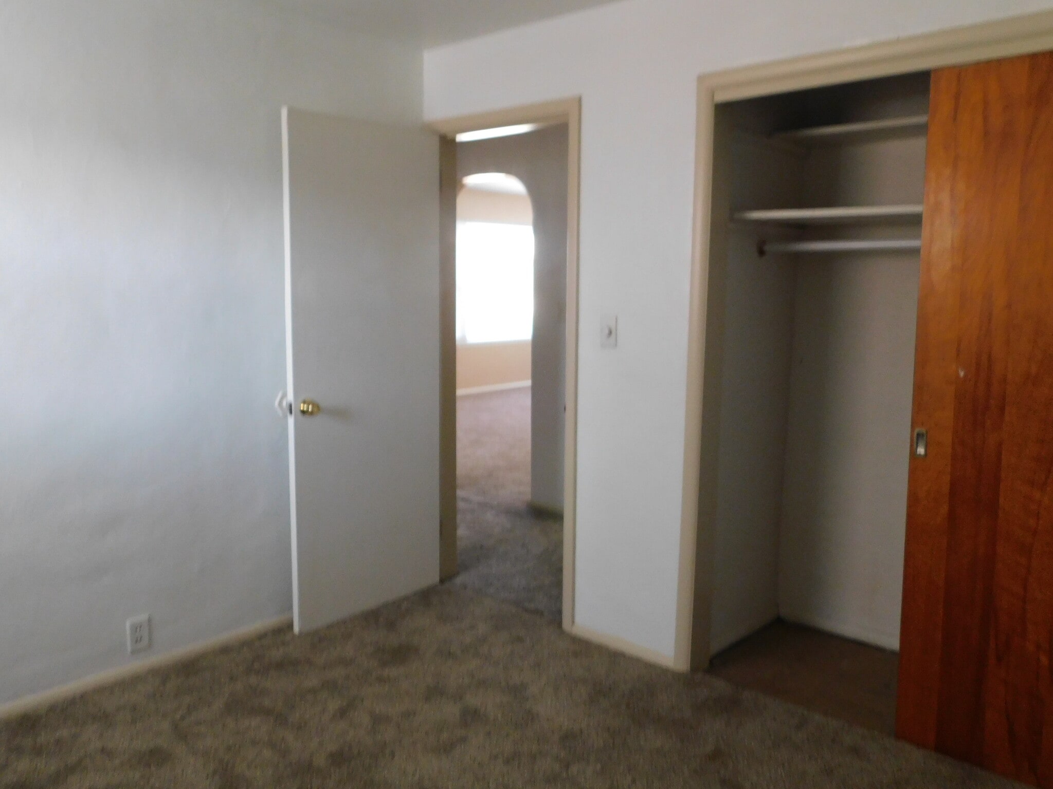 Building Photo - 429 N Trunck Ave