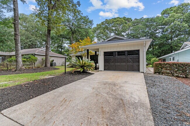 Building Photo - 3303 Marsh View Dr