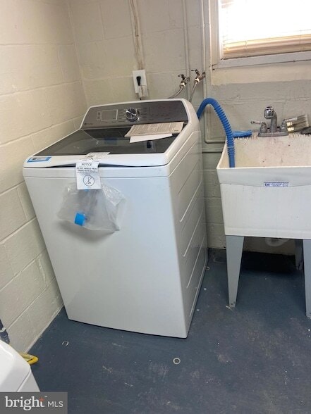 Building Photo - 5104 McFaul Rd