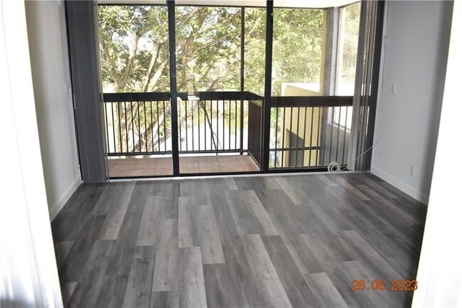 Building Photo - 2930 SW 87th Terrace