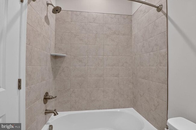 Building Photo - 168 Woodgate Cir