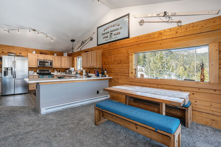 Building Photo - 1353 Alice Rd