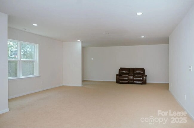 Building Photo - 228 Keating Pl Dr