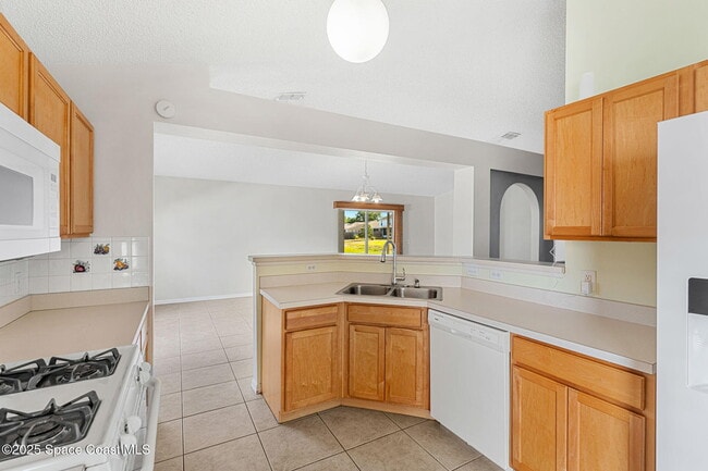 Building Photo - 2390 Savannah Blvd