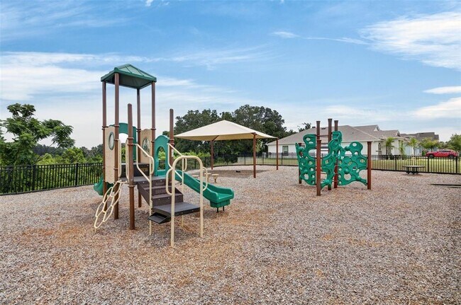 Building Photo - 6336 Chorus Dr
