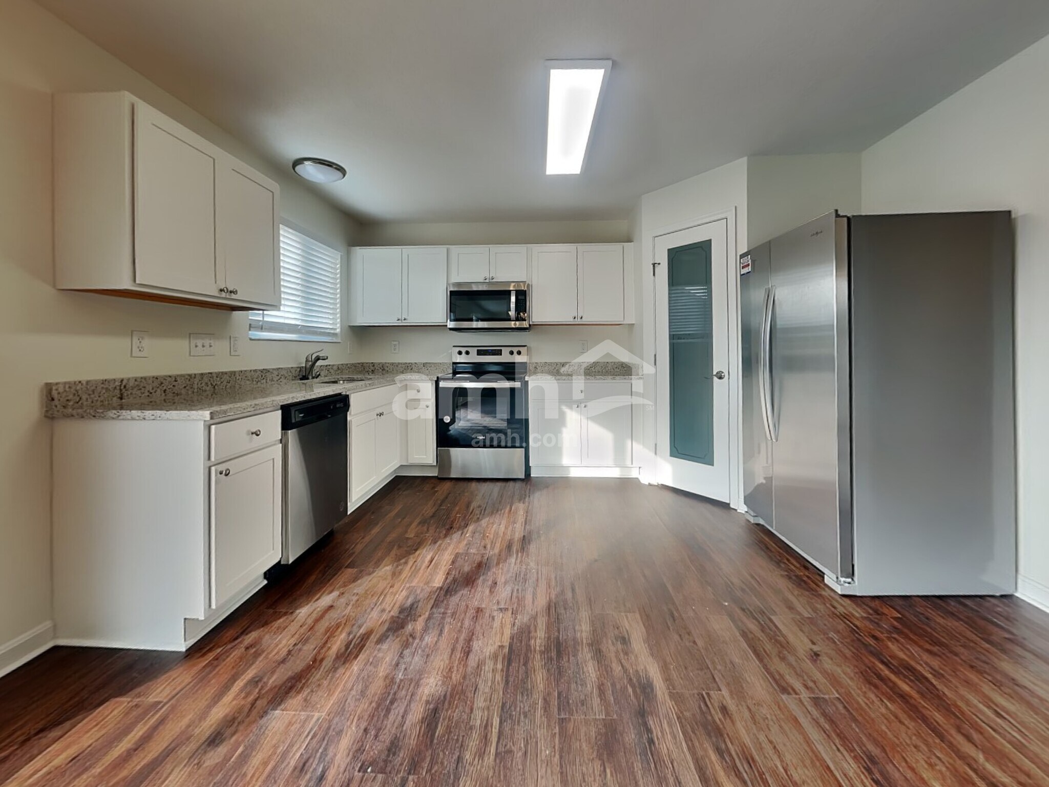 Building Photo - 1253 Summerlake Drive