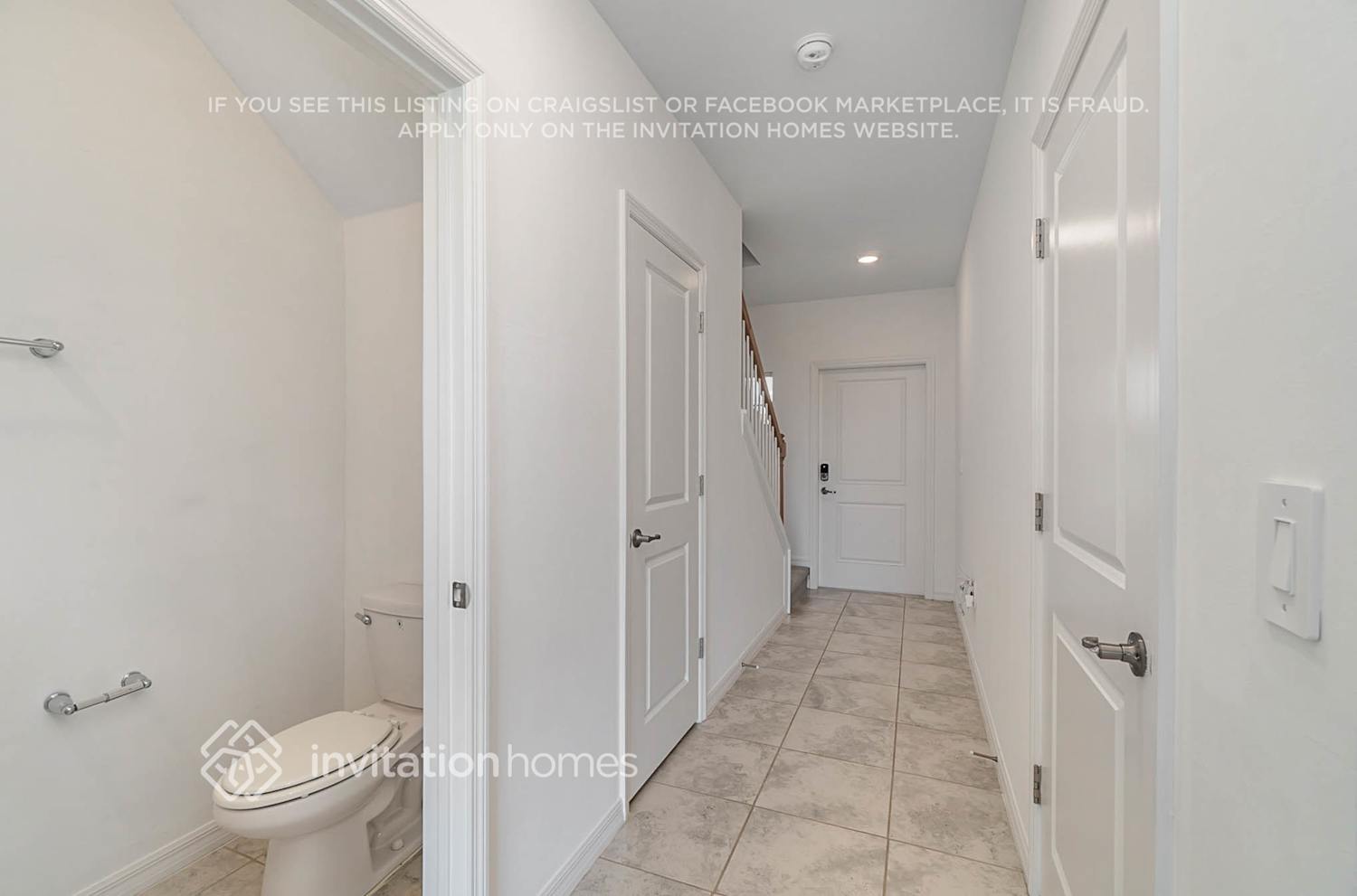 Building Photo - 7147 Greenwood Park Cir