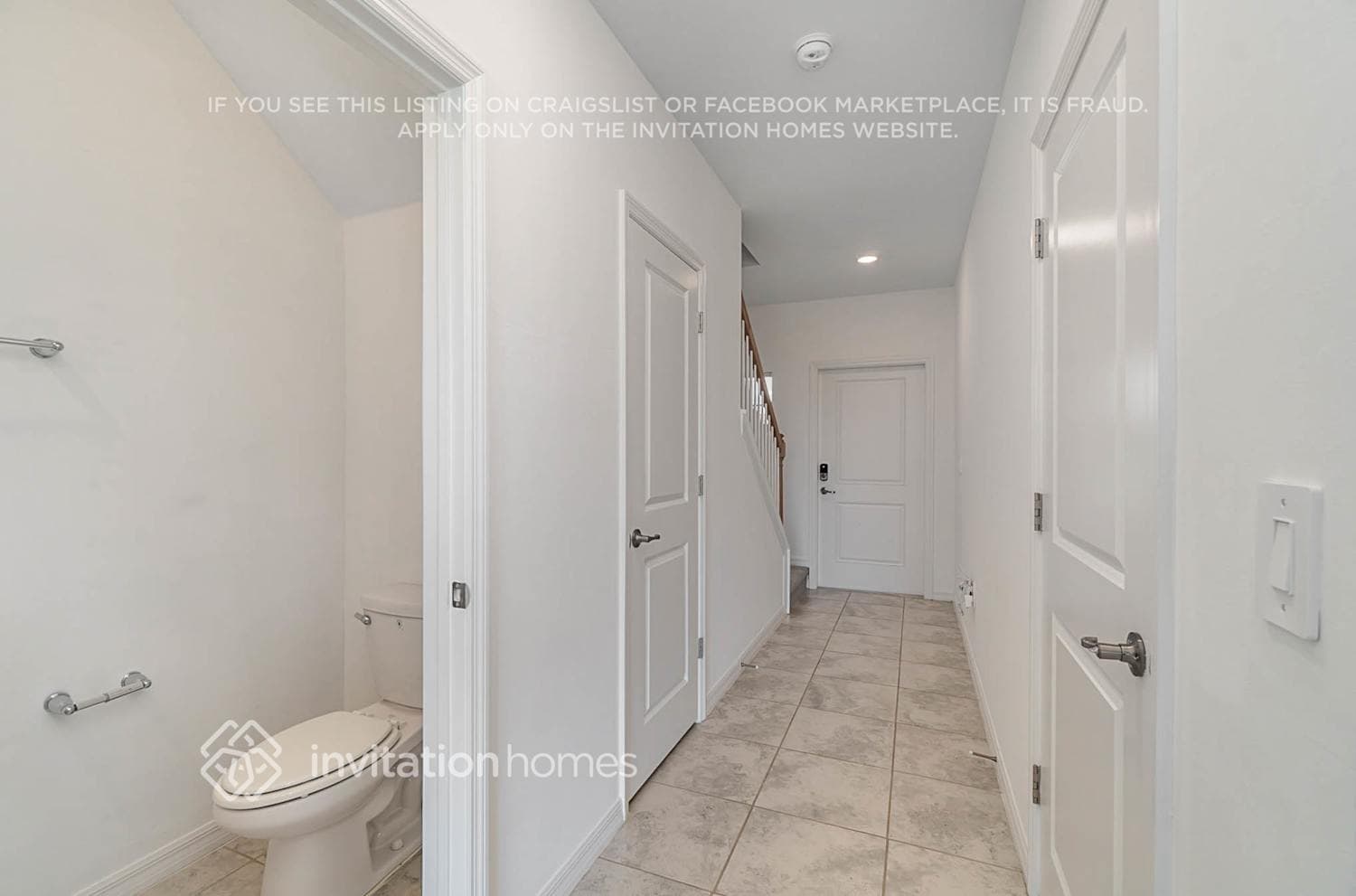 Building Photo - 7165 Greenwood Park Cir