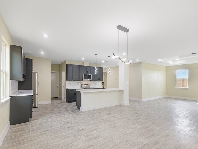 Building Photo - 327 Rd 5840