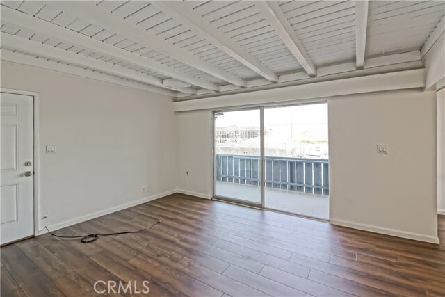 Building Photo - 440 Rosecrans Ave