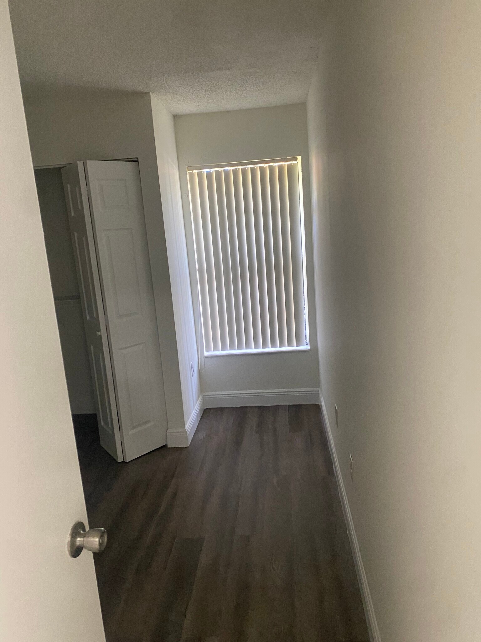 Building Photo - 1385 SW 135th Pl