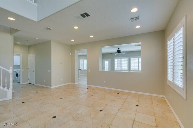 Building Photo - 2531 Findlater St