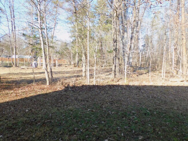 Building Photo - 1405 Asher Downs Dr