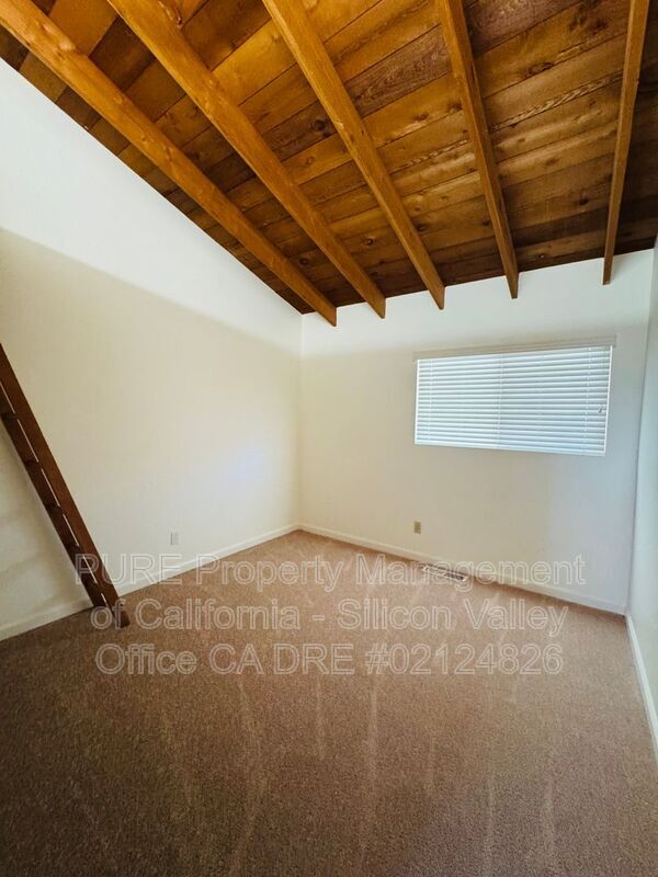 Building Photo - 2325 7th Ave