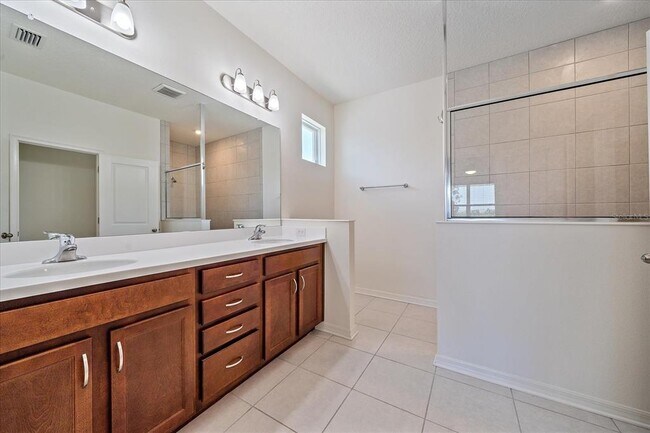 Building Photo - 4807 Windy Hammock Way