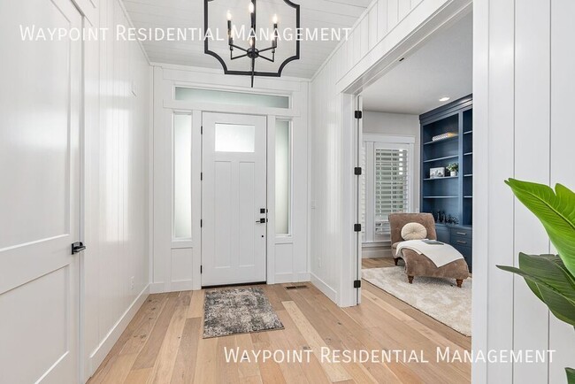 Building Photo - 3570 E Interstellar Ct