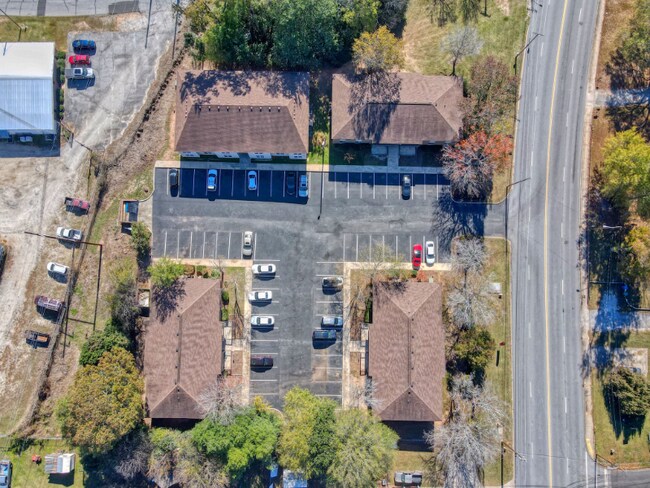 Building Photo - 1318 E Durst Ave