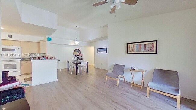 Building Photo - 2451 Centergate Dr