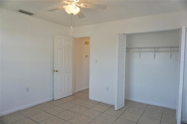 Building Photo - 2567 Elm Ave