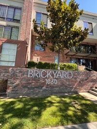 Building Photo - $2,350 1 bedroom 1 bathroom San Jose Brickyard Condo Near 280, Downtown SJ and SJSU